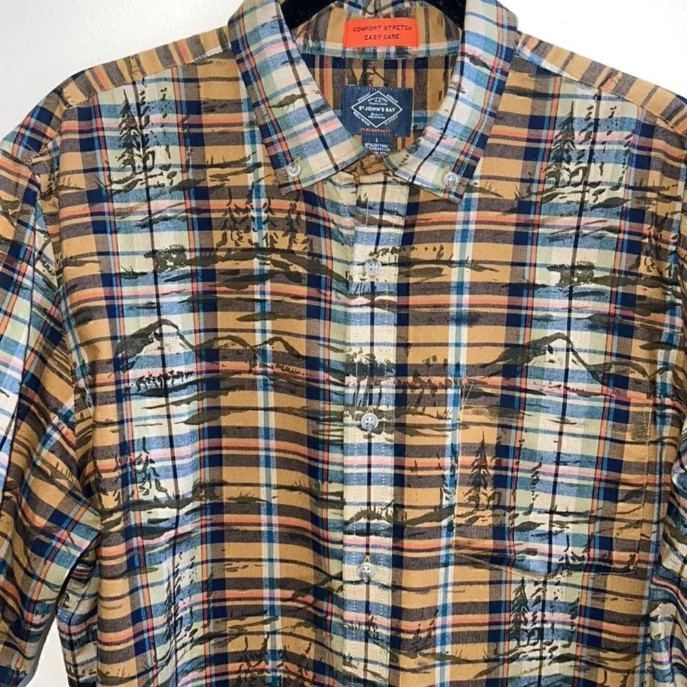 St. John’s Bay performance Men’s L comfort stretch Hiking Camping outdoors shirt